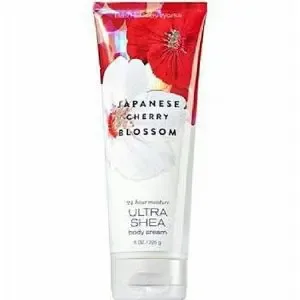 Bath & Body Works Japanese Cherry Blossom Ultra Shea Body Cream, 226g