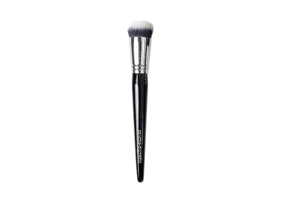 Nascita-Pro Kabuki Foundation Brush