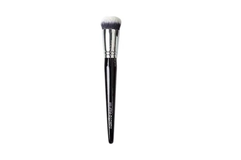 Nascita-Pro Kabuki Foundation Brush